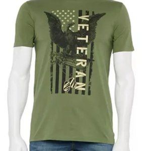 Men's Patriotic Veteran Eagle  Graphic Green Tee size Small brand new in bag
